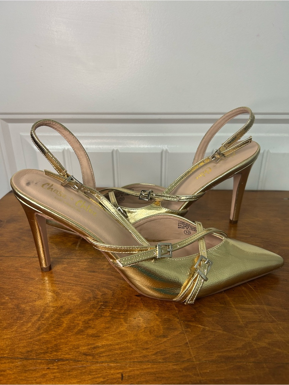 Change + Chloe Gold Pointed Toe Slingback Heels - size 10
